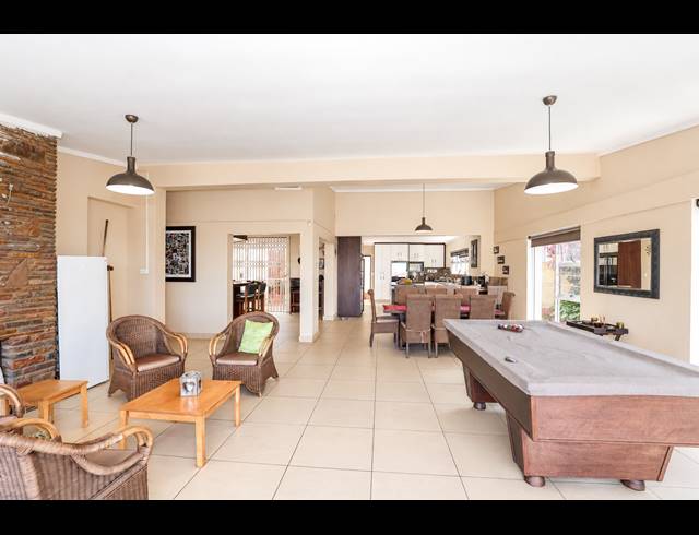 5 BEDROOM HOUSE FOR SALE IN GLENWOOD